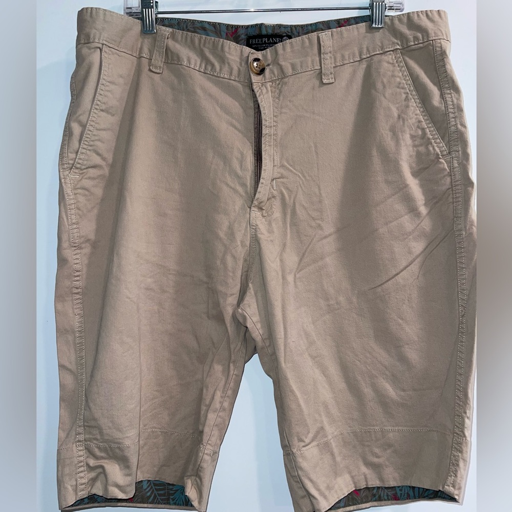 Free Planet Mens Khaki Shorts-Size 38